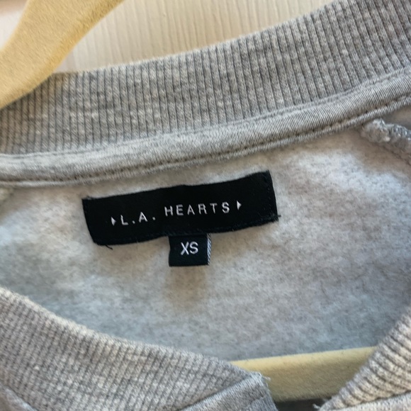 L.A. Hearts sweatshirt - Picture 3 of 3